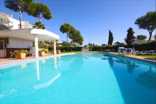 3 bedroom Semi-detached Villa for sale in Miraflores, Mijas with pool - € 495,000 (Ref: 9499171)