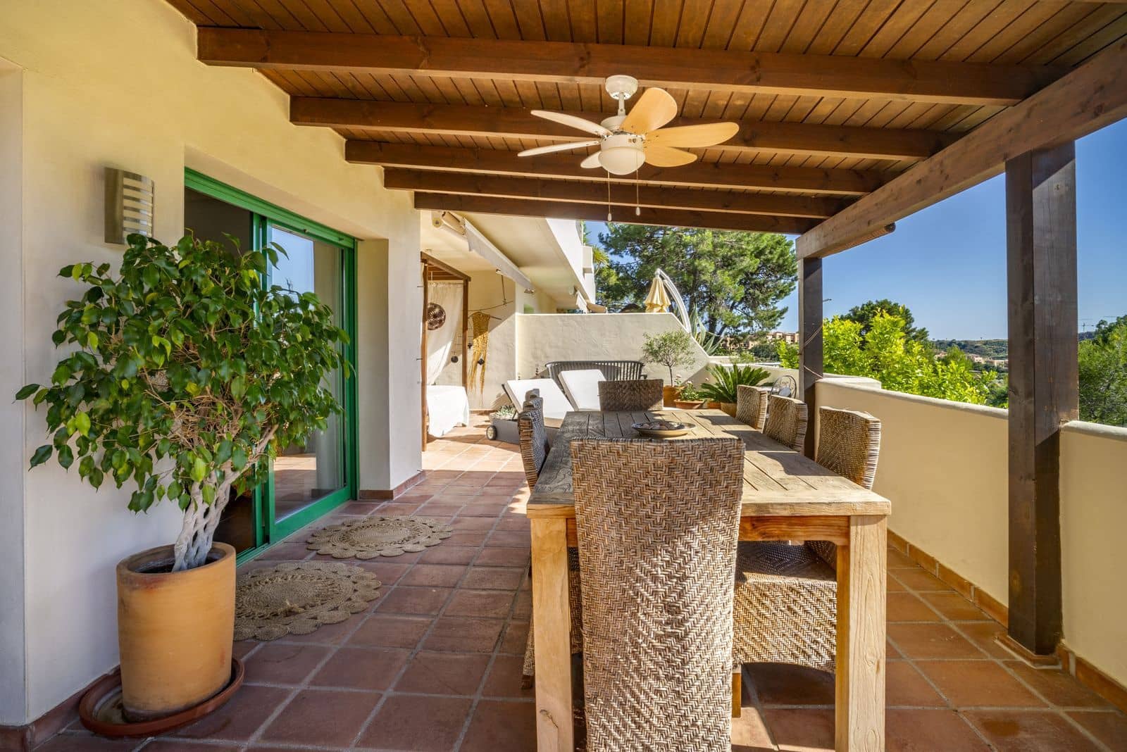 2 bedroom Apartment for sale in New Golden Mile with pool garage - € 325,000 (Ref: 9500045)