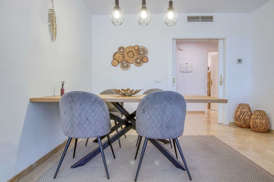 2 bedroom Apartment for sale in Calahonda with pool garage - € 325,000 (Ref: 9500315)