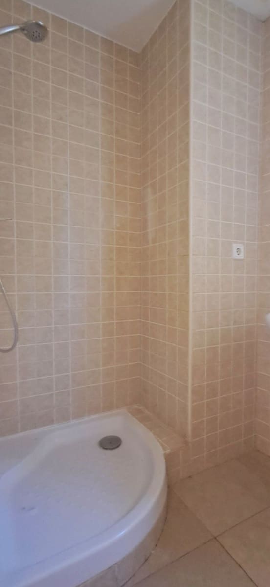 2 bedroom Apartment for sale in La Duquesa / Puerto de la Duquesa with pool - € 210,000 (Ref: 9503199)