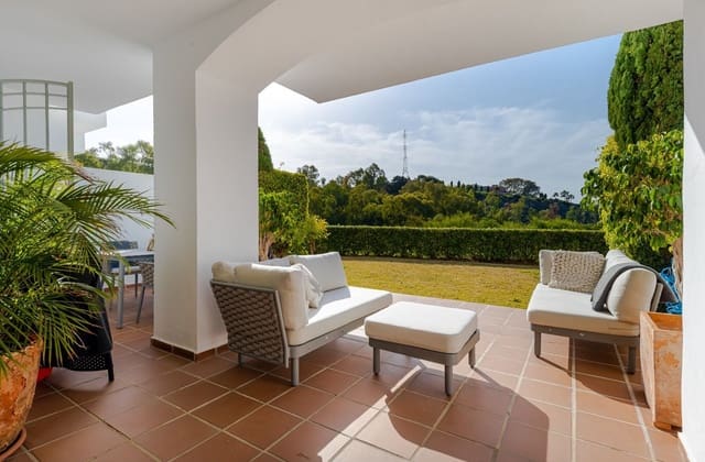 2 bedroom Apartment for sale in Los Arqueros, Benahavís with pool garage - € 430,000 (Ref: 9503202)