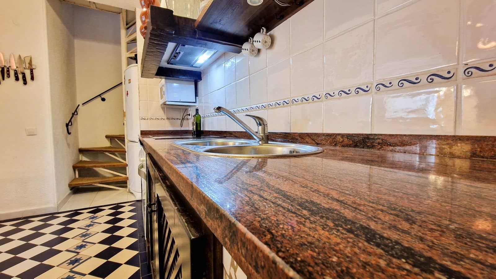 4 bedroom Townhouse for sale in Manilva with pool - € 309,000 (Ref: 9503216)