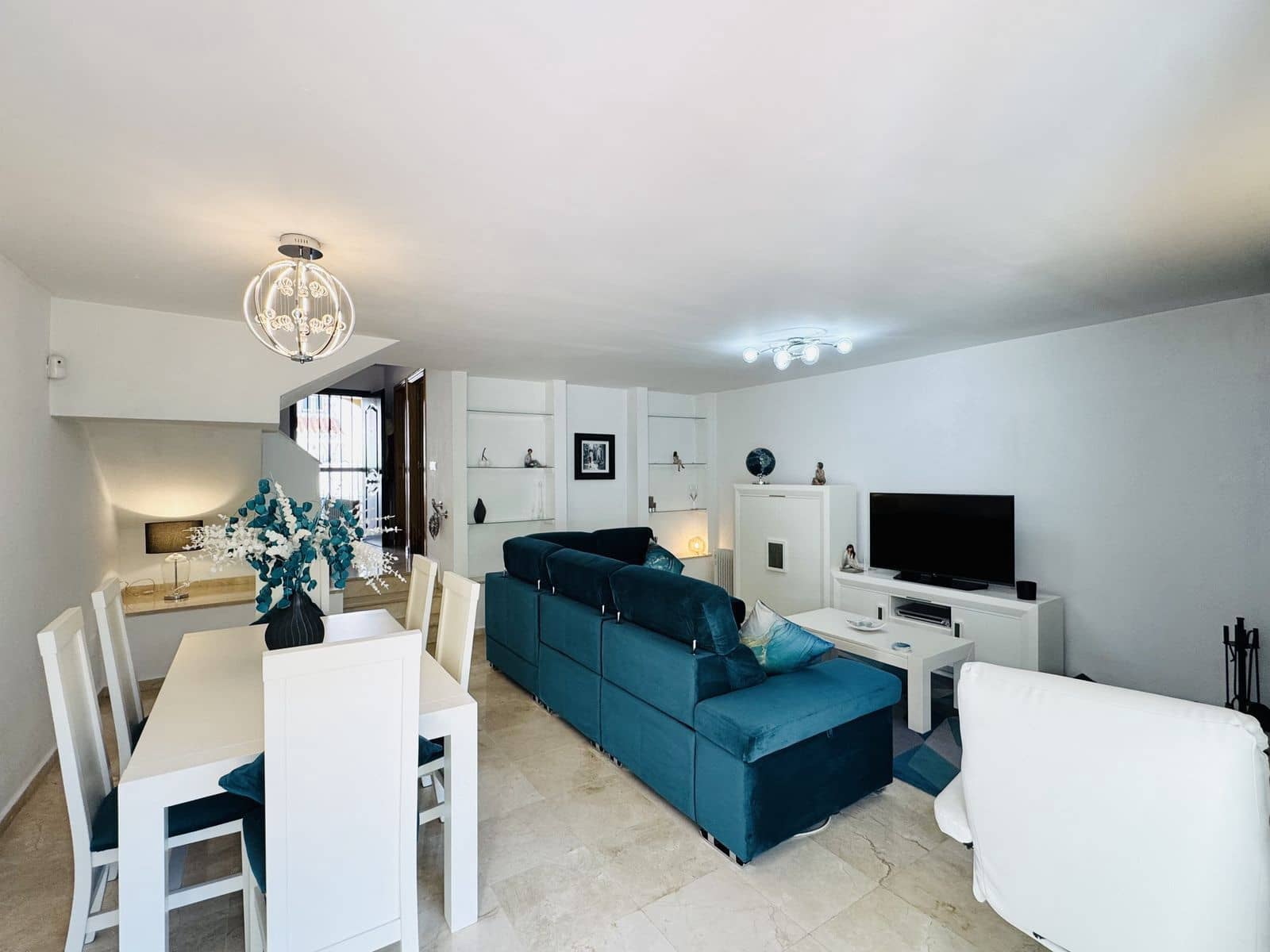 3 sypialnia Dom na sprzedaż w Casares z basenem - 450 000 € (Ref: 9503305)