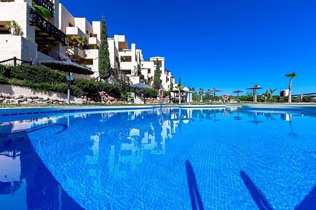 2 bedroom Apartment for sale in La Duquesa / Puerto de la Duquesa, Manilva with pool - € 315,000 (Ref: 9503306)