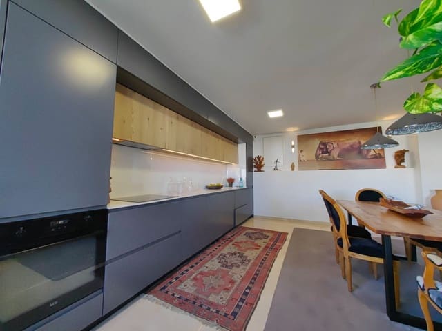 3 bedroom Apartment for sale in Estepona with pool - € 430,000 (Ref: 9505939)