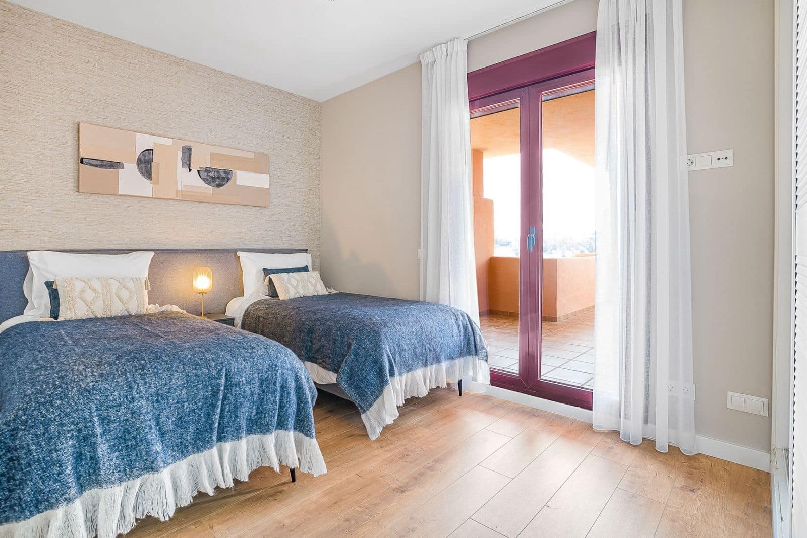 3 slaapkamer Penthouse te koop in El Paraiso met zwembad garage - € 440.000 (Ref: 9506228)