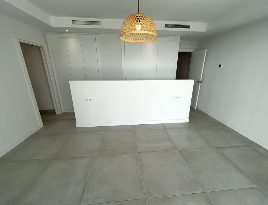 4 makuuhuone Omakotitalo vuokrattavana paikassa Mijas Costa mukana uima-altaan 
autotalli - 3 750 € (Ref: 9521040)