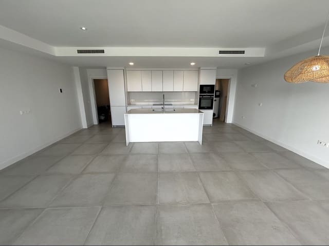 4 bedroom Townhouse for rent in Mijas Costa, Mijas with pool garage - € 3,750 (Ref: 9521040)