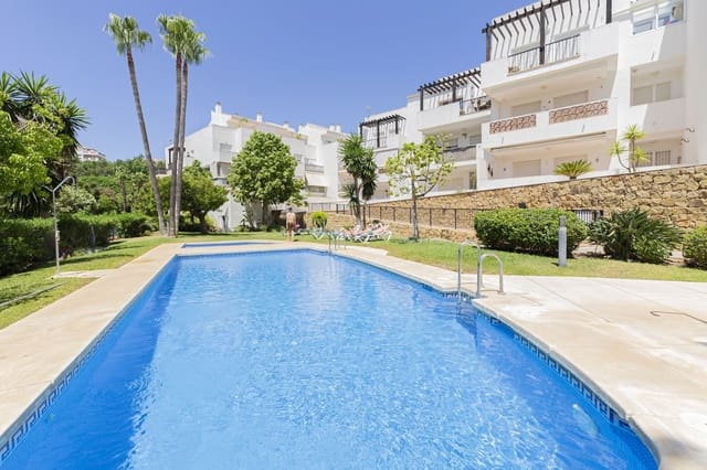 2 bedroom Apartment for sale in Mijas Costa, Mijas with pool - € 319,000 (Ref: 9521842)