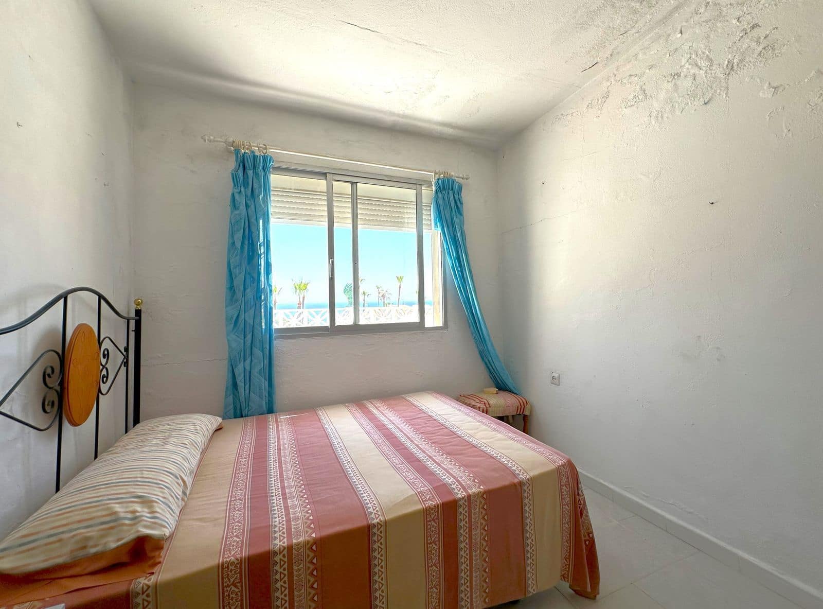 3 slaapkamer Huis te koop in La Duquesa / Puerto de la Duquesa met zwembad - € 290.000 (Ref: 9524723)