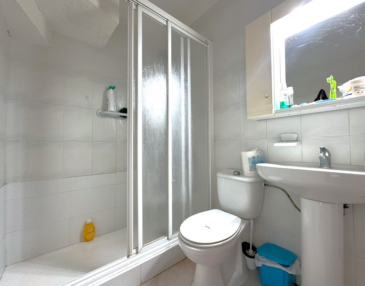 3 slaapkamer Huis te koop in La Duquesa / Puerto de la Duquesa met zwembad - € 290.000 (Ref: 9524723)