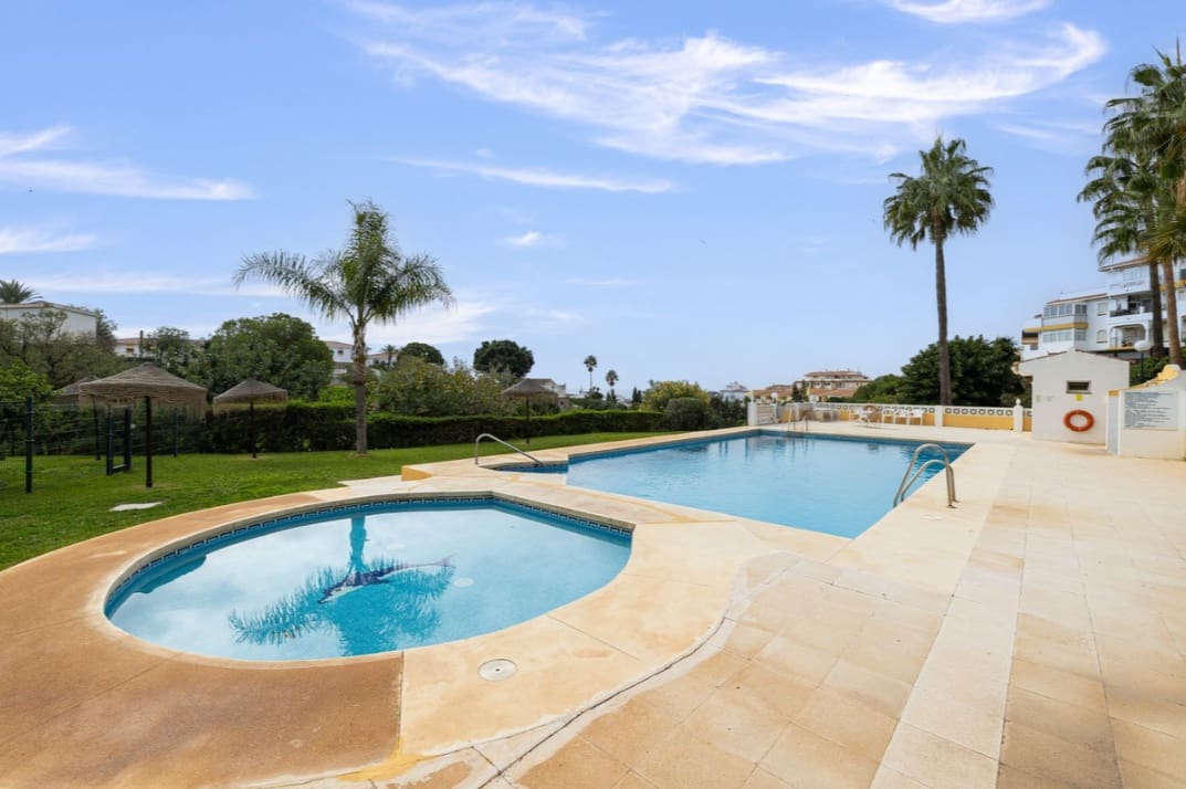 3 camera da letto Appartamento in vendita in El Faro con piscina garage - 390.000 € (Rif: 9528444)