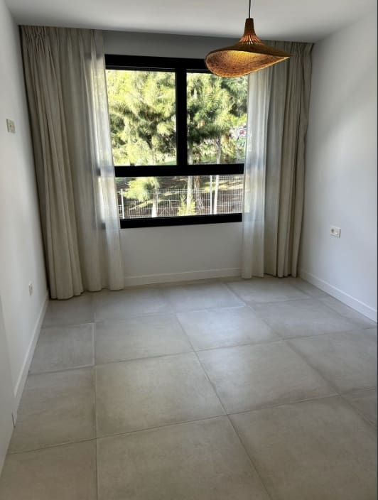 4 quarto Casa em Banda para arrendar em Mijas Costa com piscina garagem - 3 750 € (Ref: 9532388)
