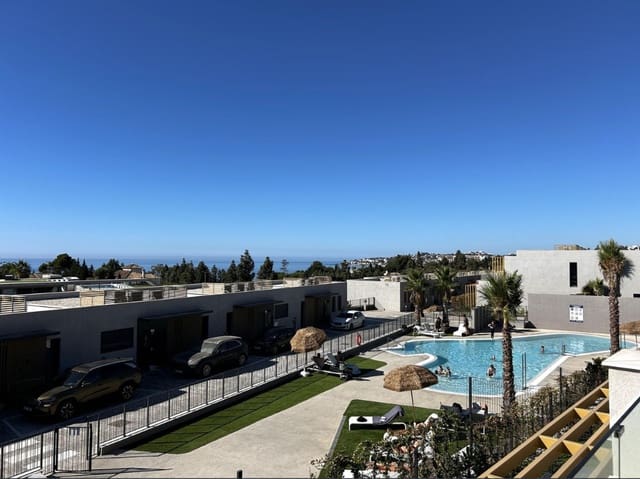 4 slaapkamer Huis te huur in Mijas Costa, Mijas met zwembad garage - € 3.750 (Ref: 9532388)