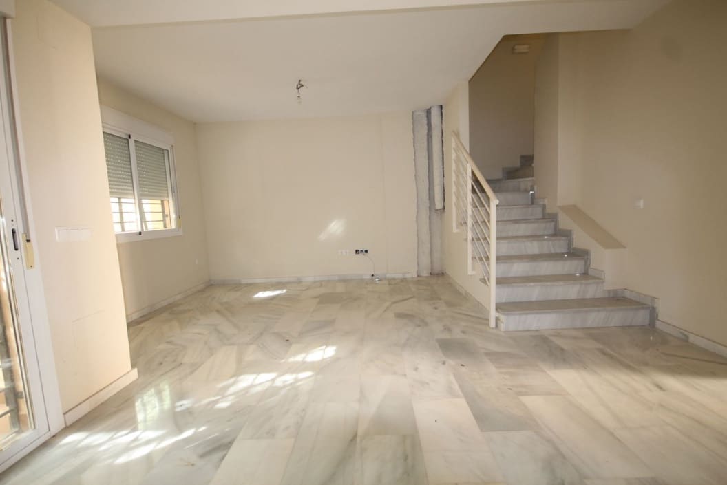 4 sovrum Hus till salu i Calypso med pool - 437 000 € (Ref: 9536449)