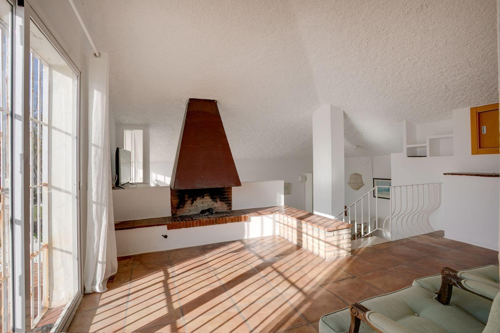 3 soverom Kjedet enebolig til salgs i Estepona med svømmebasseng garasje - € 499 000 (Ref: 9536917)