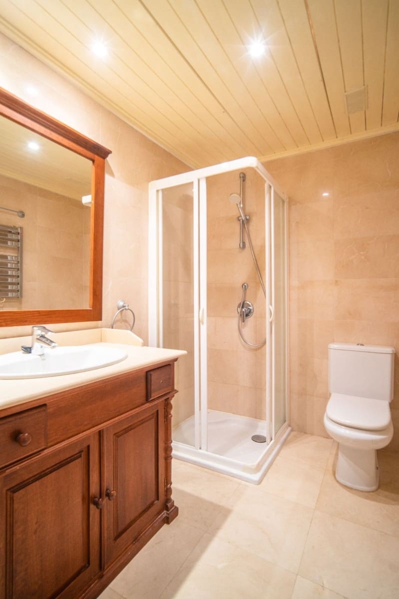 3 bedroom Apartment for sale in Los Arqueros with pool garage - € 415,000 (Ref: 9542195)