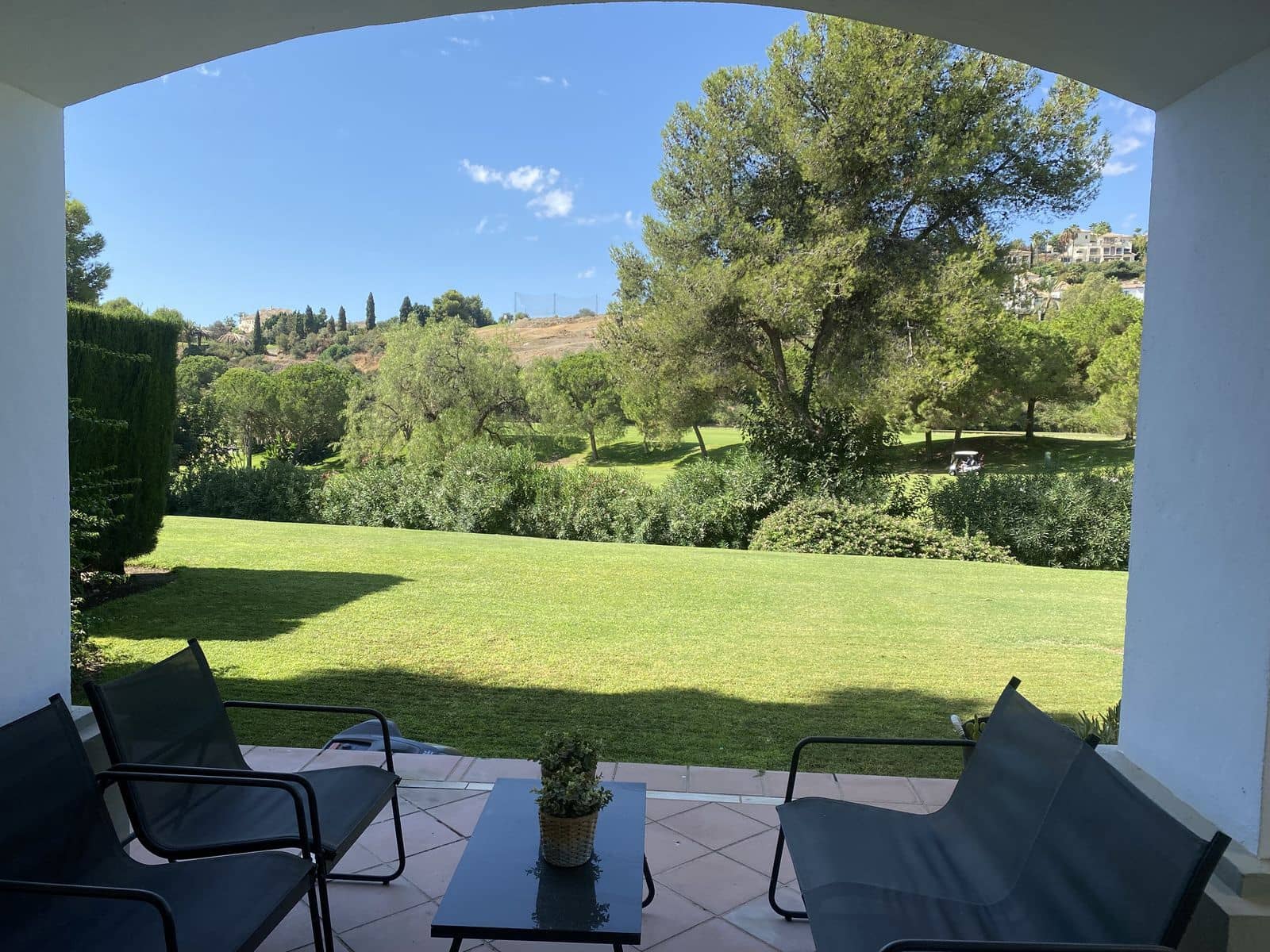 3 bedroom Apartment for sale in Los Arqueros with pool garage - € 415,000 (Ref: 9542195)