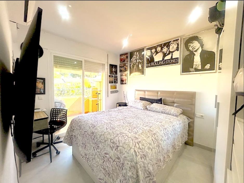 3 soverom Hus til salgs i Estepona med svømmebasseng - € 348 000 (Ref: 9569612)