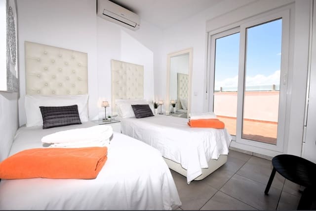 2 sovrum Takvåning till salu i La Cala de Mijas, Mijas med pool - 475 000 € (Ref: 9571822)