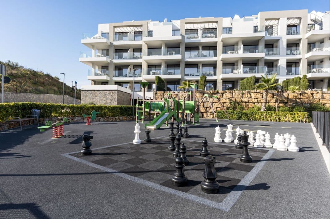 3 bedroom Apartment for sale in Mijas Golf with pool garage - € 439,000 (Ref: 9575024)