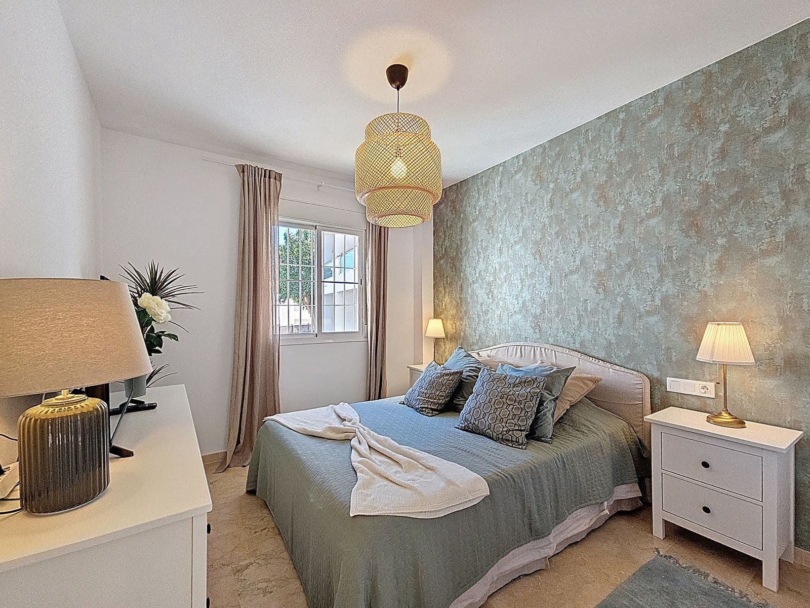 3 slaapkamer Appartement te koop in Manilva met zwembad - € 285.000 (Ref: 9575028)