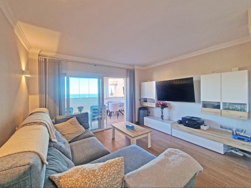 3 quarto Apartamento para venda em Calahonda com piscina - 395 000 € (Ref: 9575061)