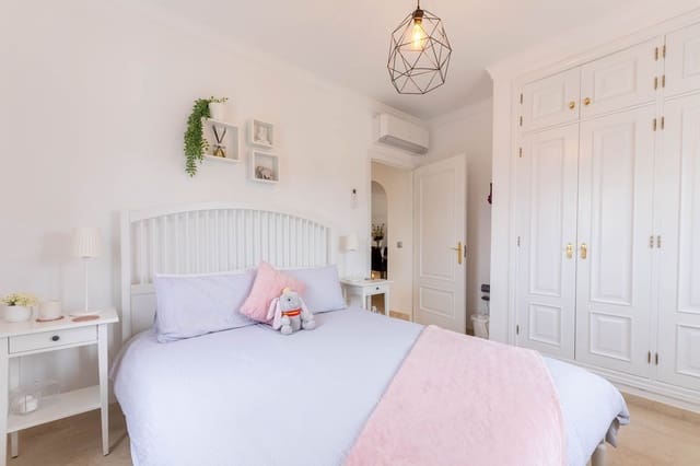 3 chambre Appartement à vendre à La Cala Hills, Mijas avec piscine garage - 425 000 € (Ref: 9575067)