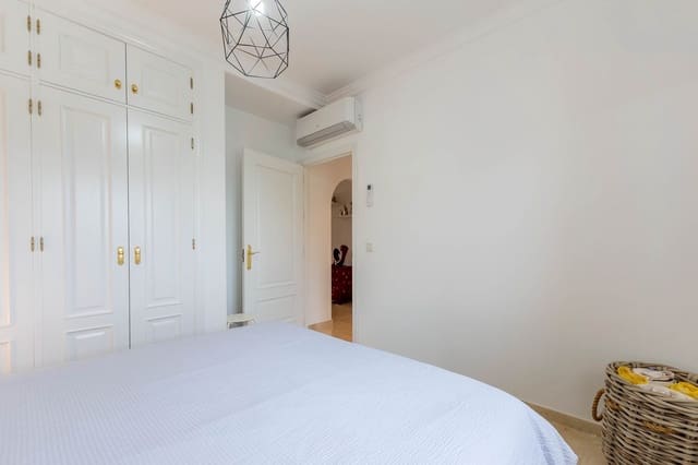 3 chambre Appartement à vendre à La Cala Hills, Mijas avec piscine garage - 425 000 € (Ref: 9575067)