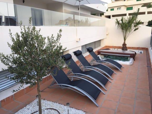 2 slaapkamer Appartement te koop in Selwo, Estepona met zwembad - € 420.000 (Ref: 9575075)