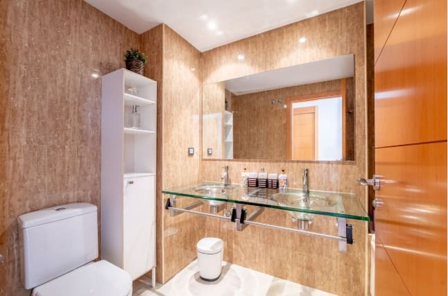 2 sovrum Takvåning till salu i Estepona med pool - 419 000 € (Ref: 9584618)