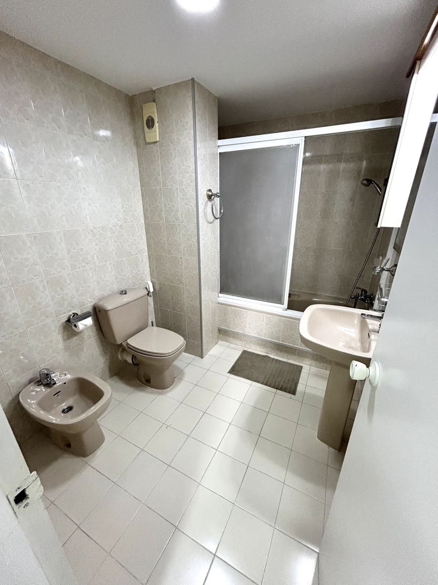 3 chambre Penthouse à vendre à Estepona avec piscine garage - 650 000 € (Ref: 9596800)