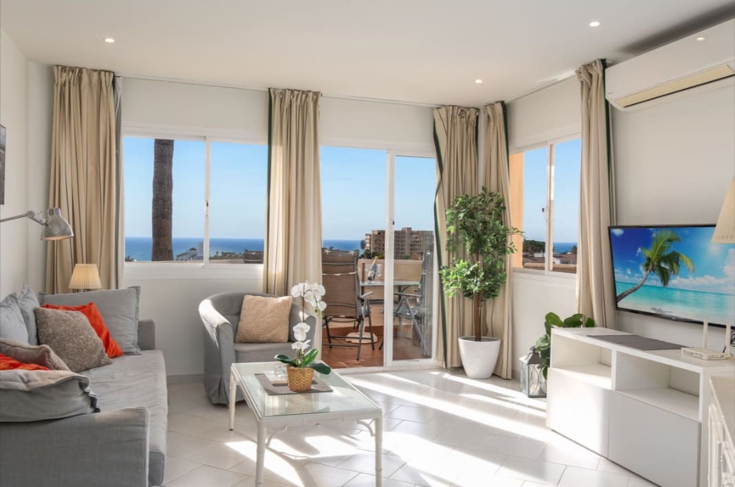 2 sypialnia Penthouse na sprzedaż w Riviera del Sol z basenem - 299 000 € (Ref: 9599834)