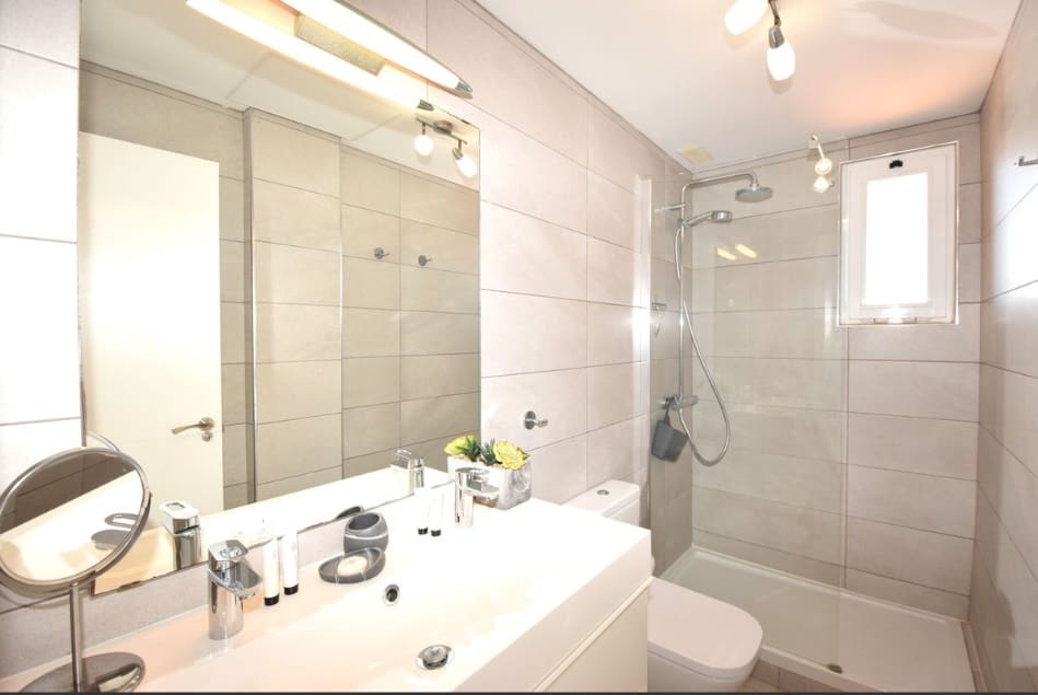 2 Zimmer Penthouse zu verkaufen in La Cala de Mijas mit Pool - 475.000 € (Ref: 9601360)