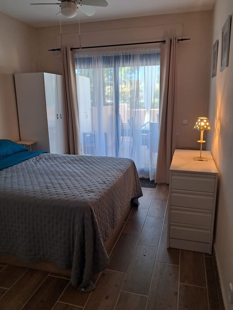 2 Zimmer Apartment zu verkaufen in La Duquesa / Puerto de la Duquesa mit Pool - 369.000 € (Ref: 9601374)