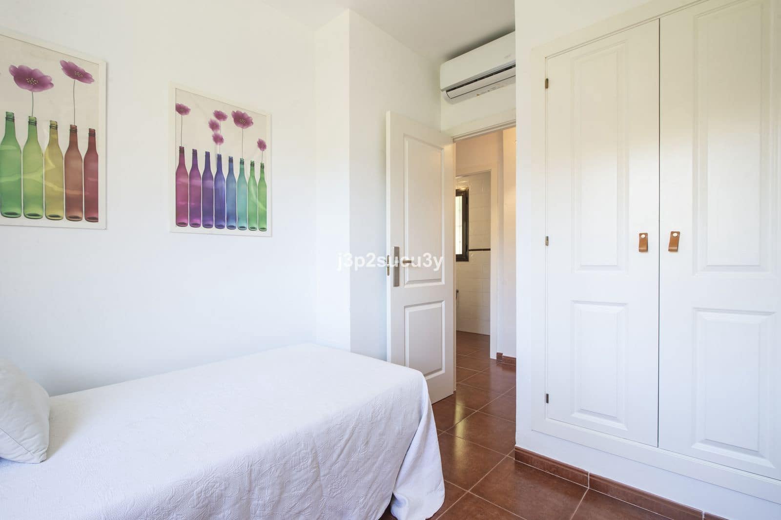 3 Zimmer Doppelhaus zu verkaufen in Casares mit Pool Garage - 349.000 € (Ref: 9601436)