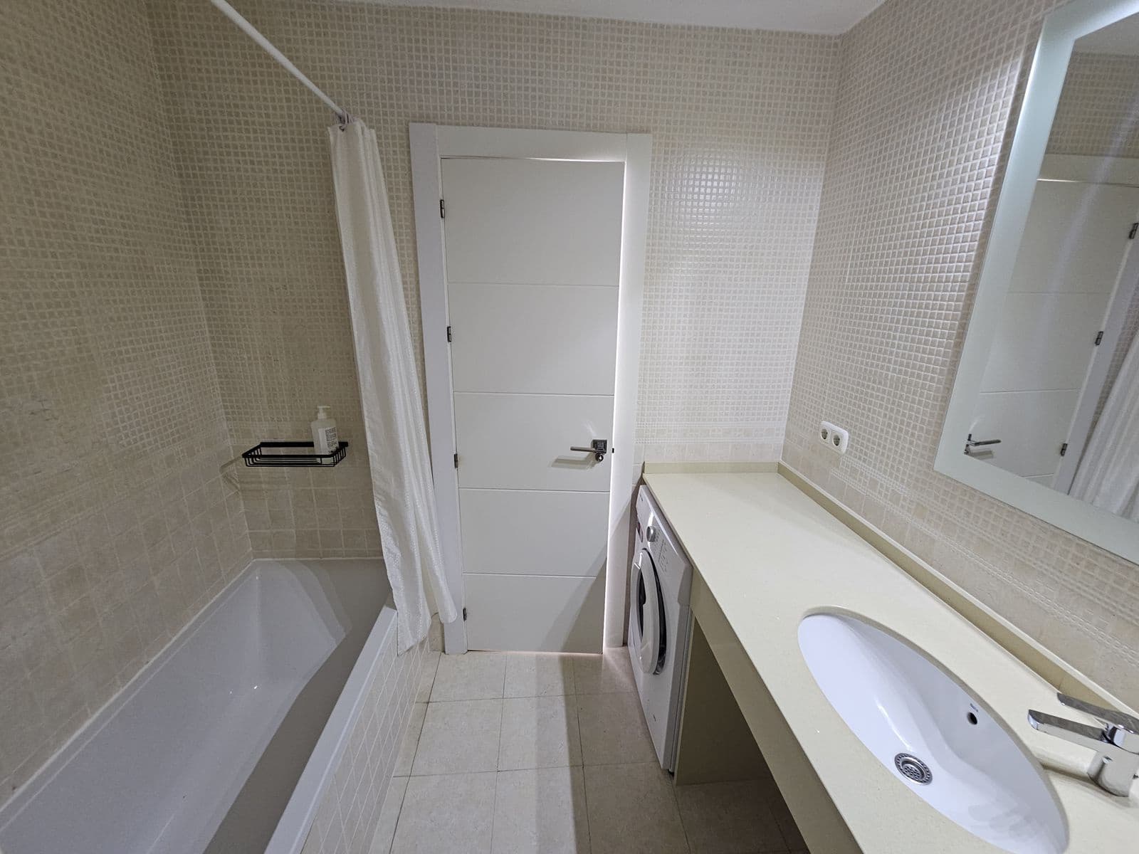 4 sypialnia Apartament na sprzedaż w Riviera del Sol z basenem - 379 500 € (Ref: 9601458)