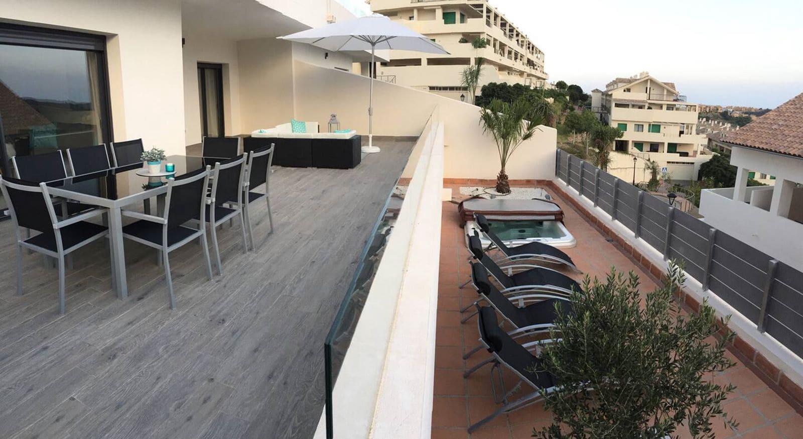 2 quarto Apartamento para venda em New Golden Mile com piscina - 420 000 € (Ref: 9601466)