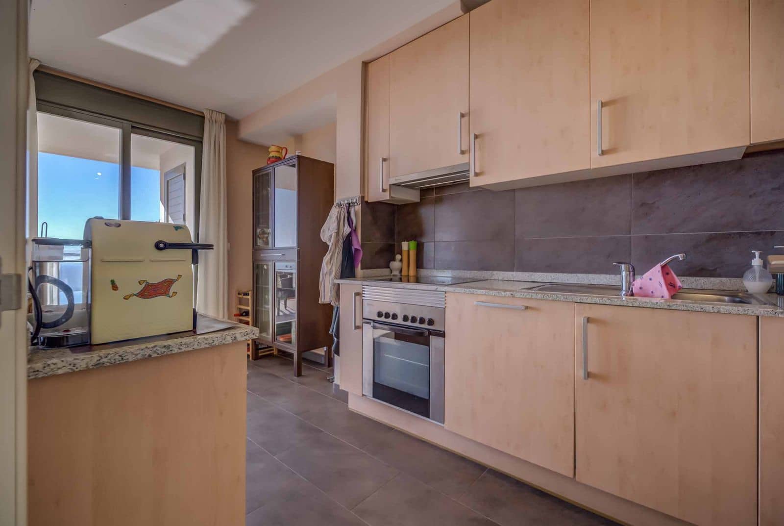 2 sovrum Lägenhet till salu i Calahonda med pool - 419 000 € (Ref: 9601480)