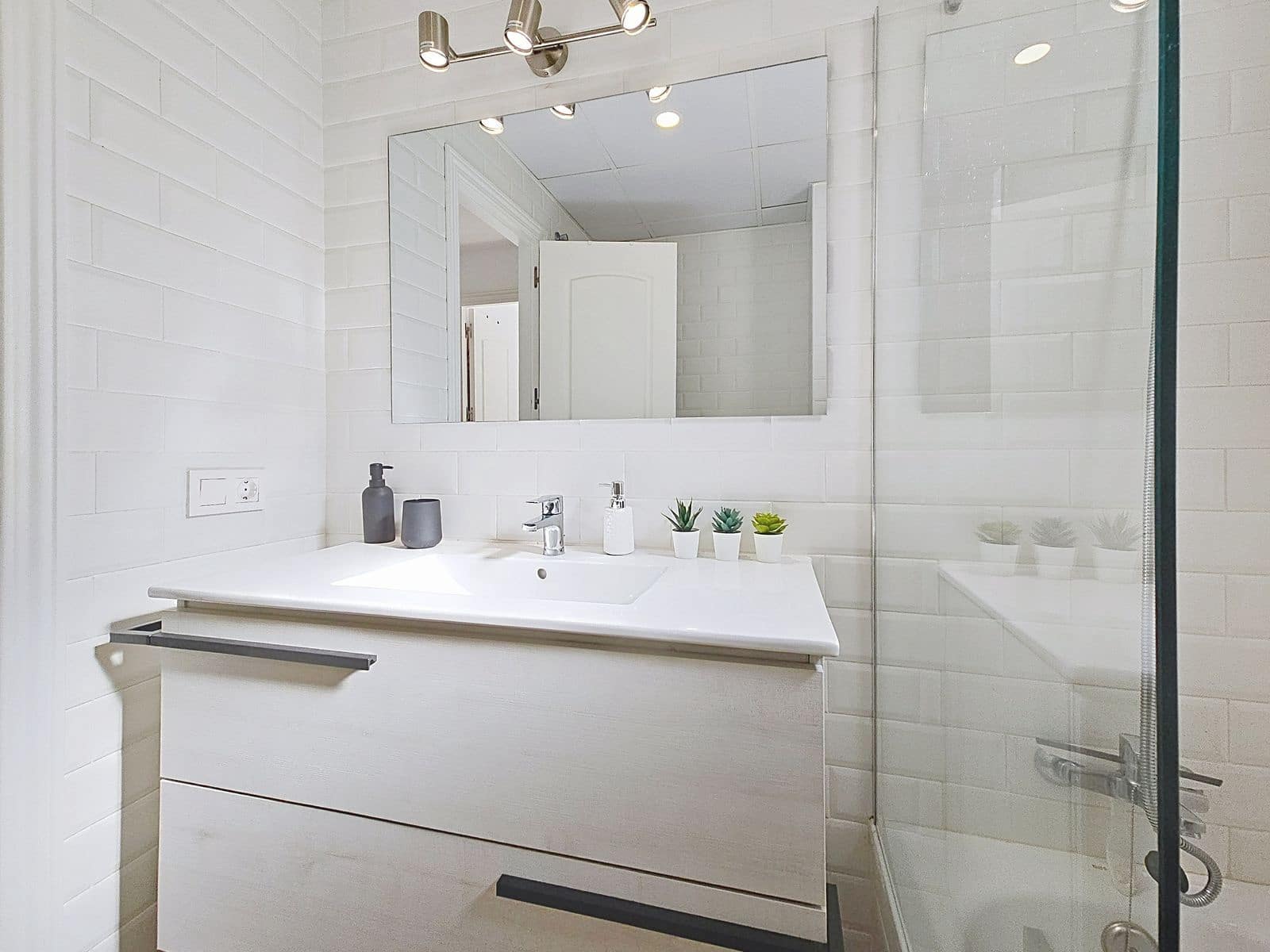 3 slaapkamer Appartement te koop in Manilva met zwembad - € 285.000 (Ref: 9601520)