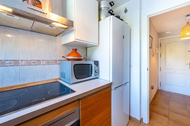 2 sypialnia Penthouse na sprzedaż w Calahonda, Mijas z basenem garażem - 280 000 € (Ref: 9602929)