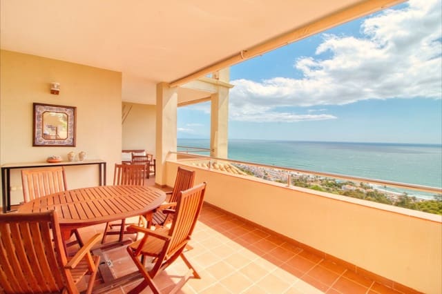 3 sovrum Lägenhet till salu i Manilva med pool - 490 000 € (Ref: 9602941)