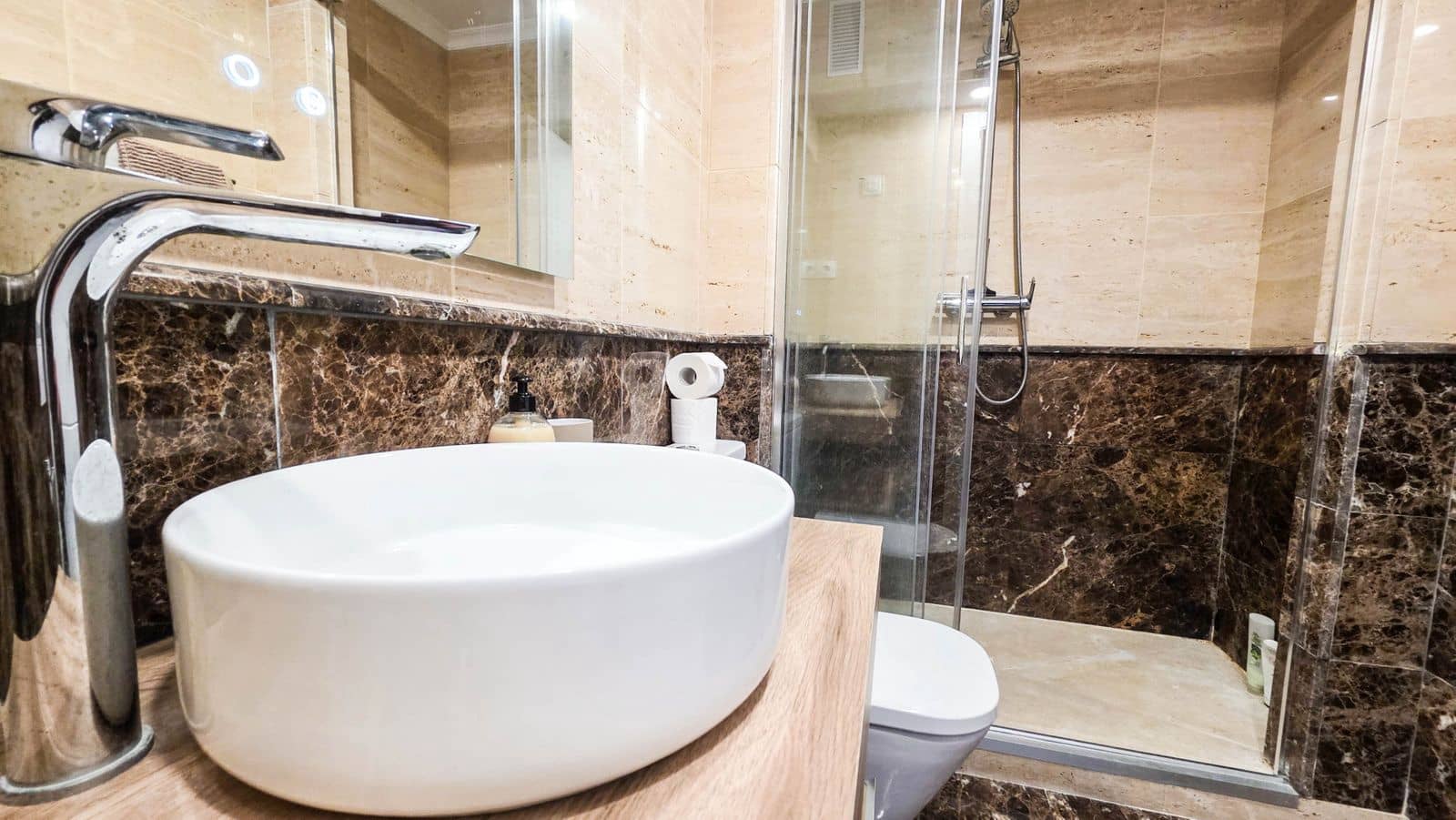 2 chambre Appartement à vendre à La Duquesa / Puerto de la Duquesa avec garage - 395 000 € (Ref: 9606529)