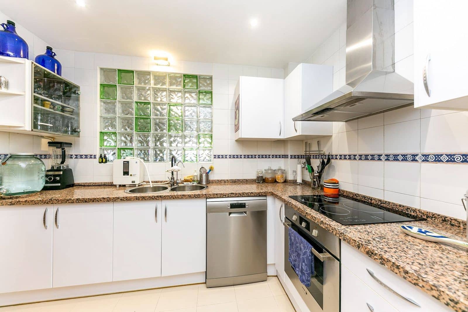 2 bedroom Apartment for sale in La Cala Hills with pool - € 360,000 (Ref: 9606542)