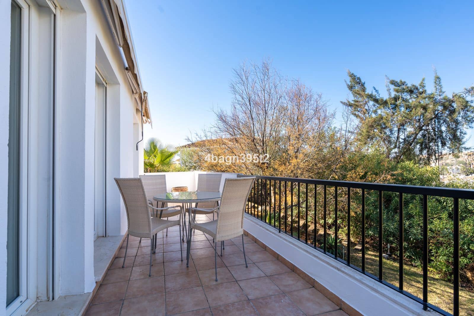 2 Zimmer Apartment zu verkaufen in Malaga Stadt mit Pool - 295.000 € (Ref: 9609535)