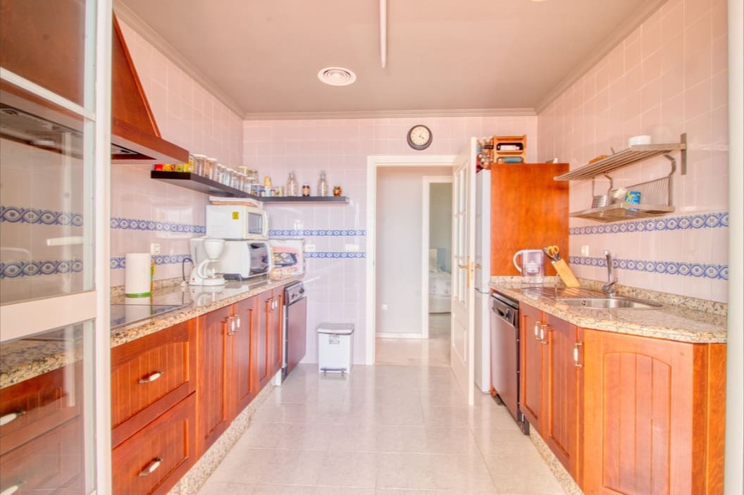 3 Zimmer Apartment zu verkaufen in Manilva mit Pool - 490.000 € (Ref: 9609647)