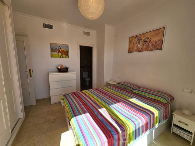 3 sovrum Takvåning till salu i Casares med pool - 435 000 € (Ref: 9609982)