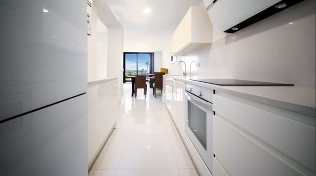 2 chambre Appartement à vendre à Manilva avec piscine garage - 335 000 € (Ref: 9609986)