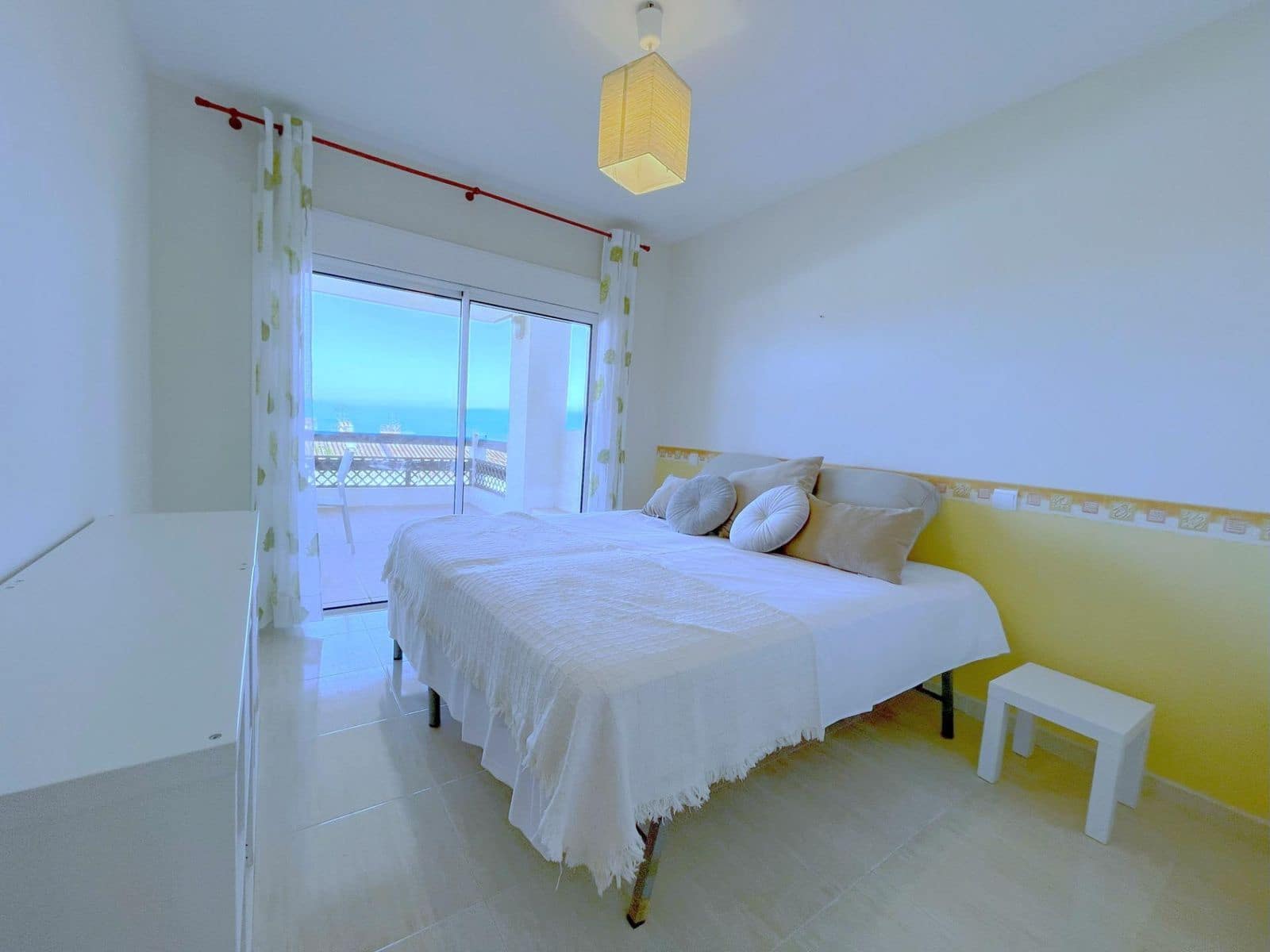 2 sypialnia Apartament na sprzedaż w Manilva z basenem - 286 000 € (Ref: 9611567)