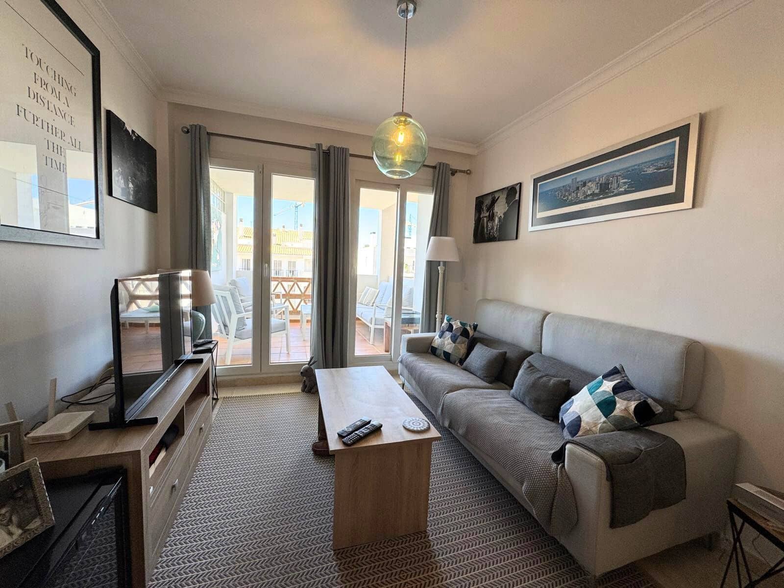 3 Zimmer Penthouse zu verkaufen in Manilva mit Pool - 365.000 € (Ref: 9611572)